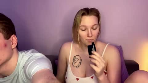 Julie and Thomas online show from February 2026 07:59:02 AM