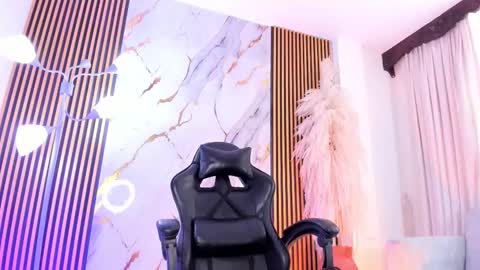 Julien online show from September 2025 01:48:02 PM