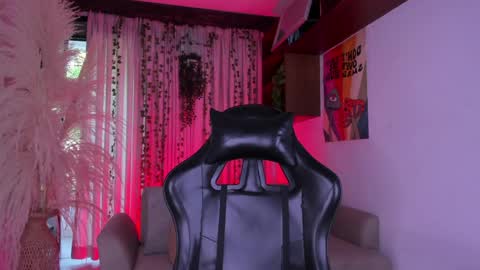 Julien online show from May 2026 11:49:02 AM