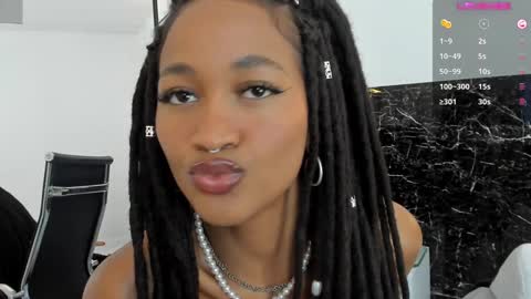 Juli online show from December 2024 05:31:01 PM