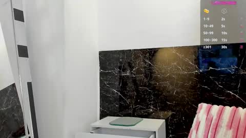 Juli online show from February 2025 08:43:02 PM