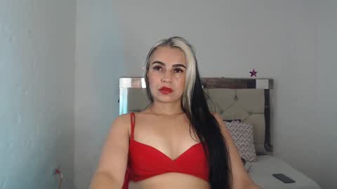 julieta__fox_ online show from January 2025 04:48:02 AM