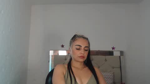 julieta__fox_ online show from January 2025 06:13:01 AM