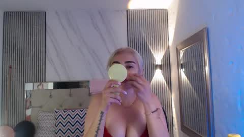 julieta__fox_ online show from May 2026 12:22:02 PM
