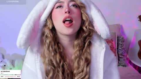 Juli  online show from March 2026 03:43:01 AM