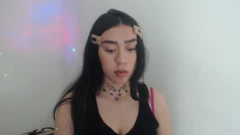 Snapshot of julieta_de_los_angeles chatting on April 2026 12:17:01 AM Julieta online show from April 2026 12:17:01 AM