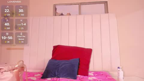 Julieta  IG juietaflower06 online show from January 2026 01:02:01 PM