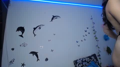 Julieta  Hass online show from September 2025 07:39:02 PM