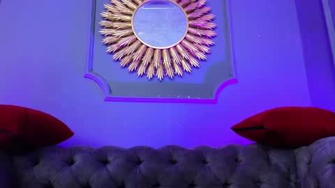 Snapshot of julieta_russell chatting on February 2025 06:24:02 PM Julieta online show from February 2025 06:24:02 PM