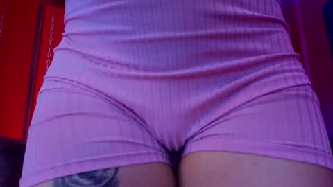 Snapshot of julieta_russell chatting on September 2025 12:27:01 PM Julieta online show from September 2025 12:27:01 PM