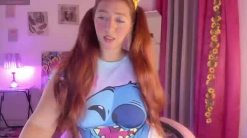 Snapshot of julietacollinss chatting on June 2026 03:28:02 PM Julieta online show from June 2026 03:28:02 PM