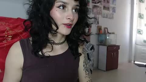 Julieta Jaguar online show from December 2024 02:21:01 PM