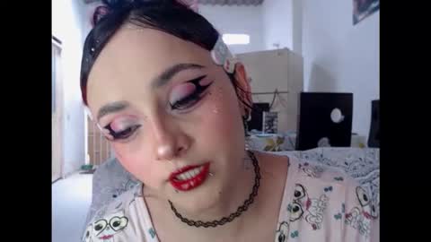 Snapshot of julietajaguar chatting on April 2026 05:17:01 PM Julieta Jaguar online show from April 2026 05:17:01 PM