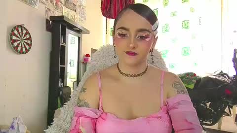 Snapshot of julietajaguar chatting on May 2026 06:05:02 PM Julieta Jaguar online show from May 2026 06:05:02 PM