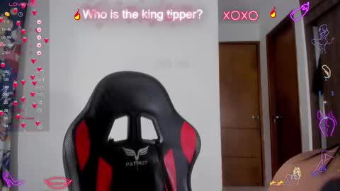 Snapshot of julietaserafelle chatting on February 2025 01:40:02 AM serafelle online show from February 2025 01:40:02 AM