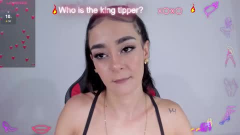 Snapshot of julietaserafelle chatting on October 2025 06:52:02 PM serafelle online show from October 2025 06:52:02 PM