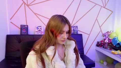 Snapshot of julietathdicapri chatting on November 2025 08:35:02 PM JULIANA online show from November 2025 08:35:02 PM