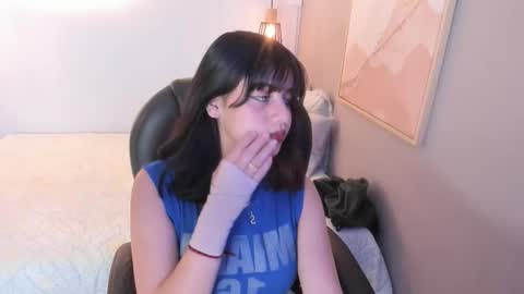 Julieth  online show from October 2025 07:36:02 PM