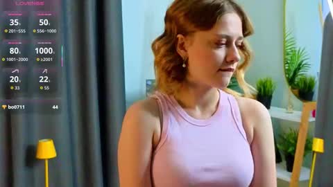 Mia online show from November 2025 03:26:02 AM