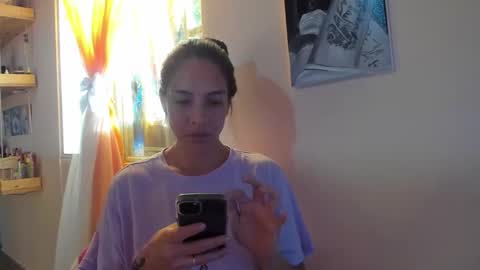 juliette online show from December 2025 09:56:01 PM