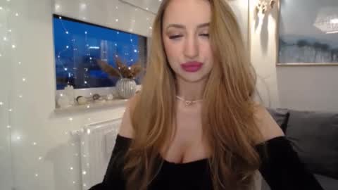 JulietteSensual online show from February 2026 03:59:01 PM