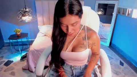 Julieta online show from October 2025 08:31:01 PM