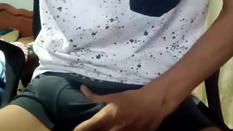 julioxxx24 online show from November 2025 03:50:01 AM