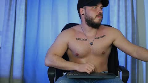 JULiUS   online show from January 2025 06:46:01 PM