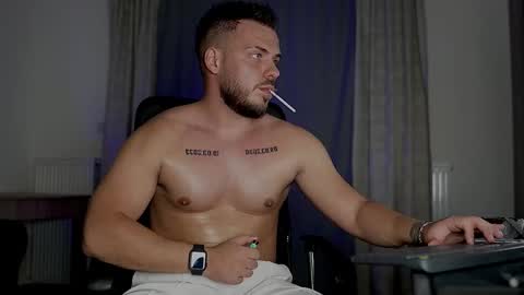 JULiUS   online show from September 2025 06:13:02 PM