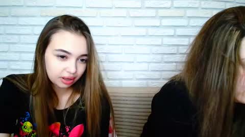 Snapshot of jullymood chatting on February 2026 07:26:01 AM DoubleCherry online show from February 2026 07:26:01 AM