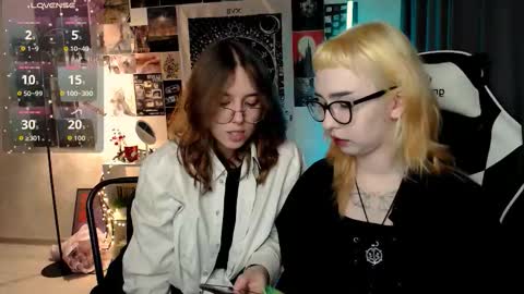 Snapshot of julscinamon chatting on September 2025 05:25:01 PM Baroness Von Cringe online show from September 2025 05:25:01 PM