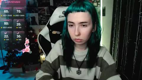 Snapshot of julscinamon chatting on February 2026 07:06:01 PM Baroness Von Cringe online show from February 2026 07:06:01 PM