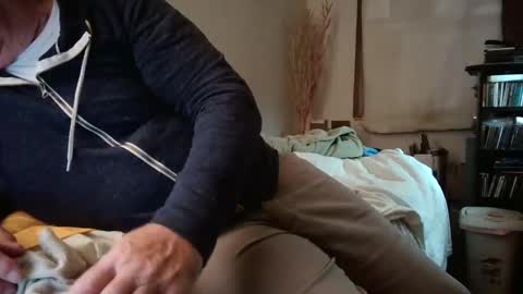 jumpingflash online show from December 2024 03:11:02 PM