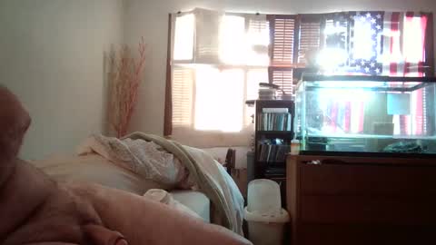 jumpingflash online show from January 2025 04:45:01 PM