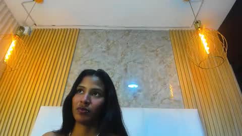 juna_hyl online show from March 2026 03:43:01 AM