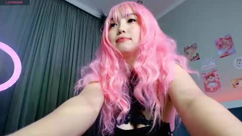 Snapshot of junamiin chatting on December 2025 08:14:01 PM Kira online show from December 2025 08:14:01 PM