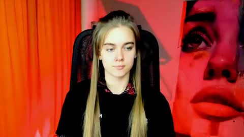 Snapshot of junewoods chatting on March 2026 12:31:02 PM junewoods online show from March 2026 12:31:02 PM