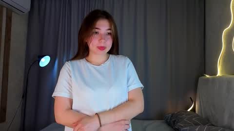 Snapshot of juniebogany chatting on September 2025 04:23:01 AM Bella online show from September 2025 04:23:01 AM