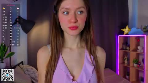 Snapshot of juniebogany chatting on September 2025 04:22:01 AM Bella online show from September 2025 04:22:01 AM