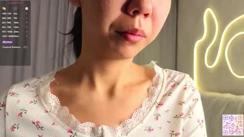 Snapshot of juniebogany chatting on October 2025 06:21:01 PM Bella online show from October 2025 06:21:01 PM