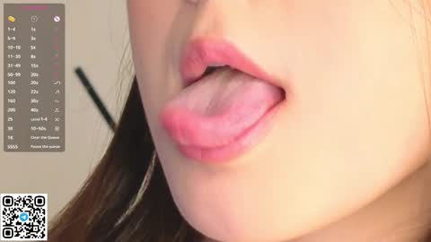 Snapshot of juniebogany chatting on October 2025 04:13:01 AM Bella online show from October 2025 04:13:01 AM