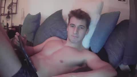 Snapshot of juniormadison69 chatting on December 2024 01:19:01 AM Junior Madison online show from December 2024 01:19:01 AM