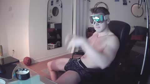 Snapshot of juniormadison69 chatting on February 2025 12:42:01 AM Junior Madison online show from February 2025 12:42:01 AM