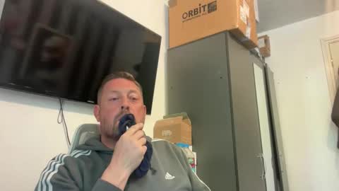 Junky online show from April 2026 11:42:01 AM