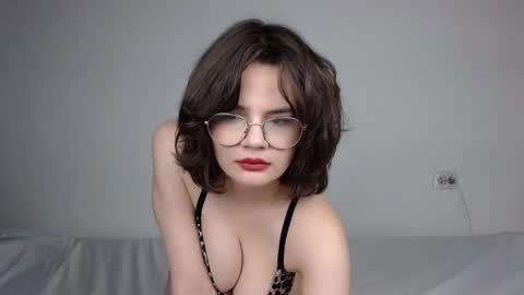 JunneWers online show from February 2025 10:31:01 PM