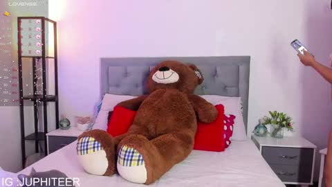 Snapshot of juphiteer chatting on January 2025 04:08:01 PM viviana sasha online show from January 2025 04:08:01 PM