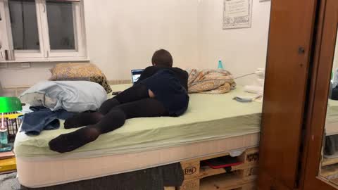 juralen online show from April 2026 12:30:01 AM