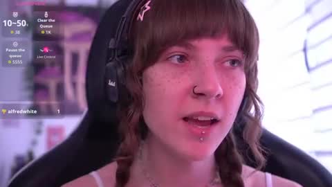 Julia online show from July 2026 12:11:01 PM
