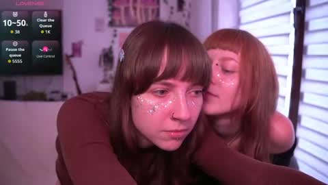 Julia online show from July 2026 05:04:02 PM