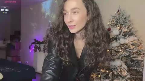 Jessica  I will be here on Tuesday November 26th online show from December 2024 04:32:02 PM